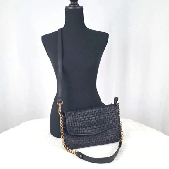 Vintage Valentina Black Woven Leather Dual Strap Handbag with Chain Details - Picture 3 of 12